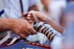 איך מניחים תפילין?