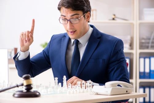 עורך דין פלילי ניסחל כתב הגנה מוצלח.jpg עו"ד פלילי מוצא דרך למחוק כתב אישום