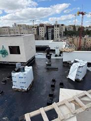 רטיבות בתקרה - מה עושים?
