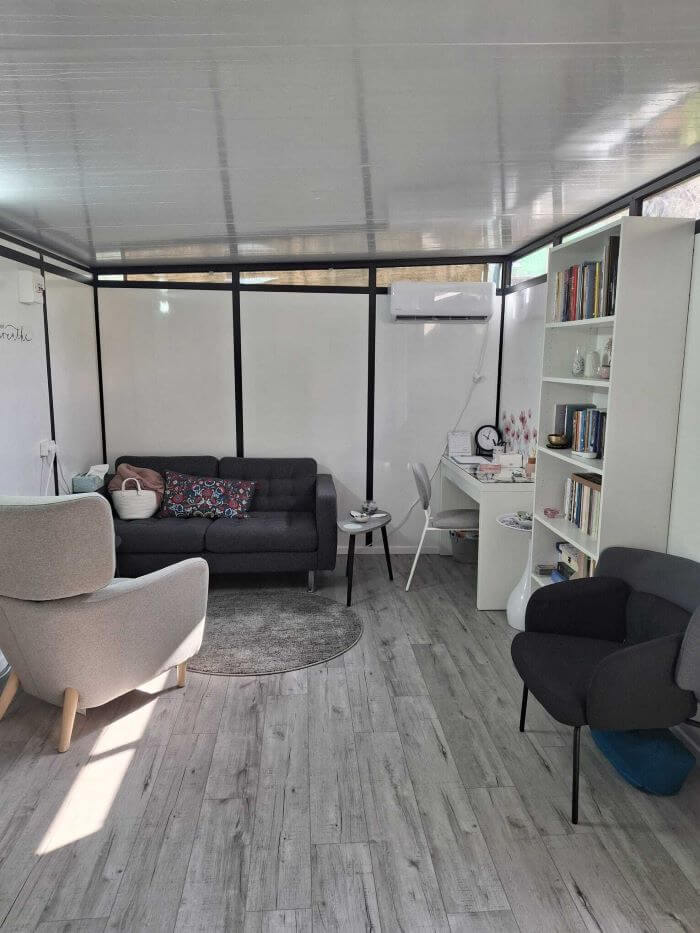 הקליניקה של נעמה חייט.jpg הקליניקה של נעמה חייט